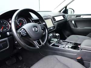 Volkswagen Touareg SUV 2015, 204 cp, 148 500 km — miniatura 7