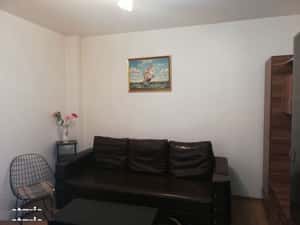 2 camere la curte Stefan Cel Mare — miniatura 3