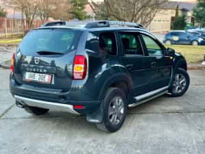 Dacia Duster 4x4 1.5Dci  Prestige — miniatura 4