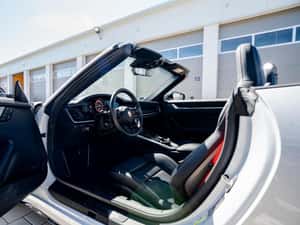 Porsche 992 Cabrio 2025, 15.100 km, 480 cp — miniatura 3