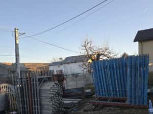 Schela de inchiriat schela ingusta și izolații exterioare