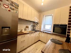 Apartament 2 camere de inchiriat, loc de parcare, Giroc — miniatura 6
