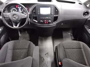 Mercedes-Benz Vito 2021 - 39.132 km - Diesel — miniatura 5