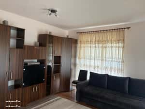 Apartament 2 camere zona Tractorul
