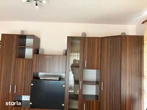 Apartament 2 camere zona Tractorul — miniatura 4