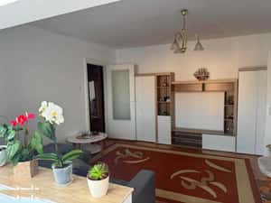 Proprietar - Inchiriez ap 2 camere Bul. Dambovita — miniatura 2