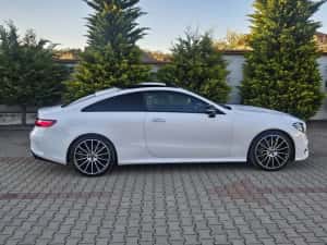 Mercedes E coupe xenon Navi panoramic — miniatura 4