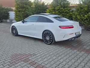 Mercedes E coupe xenon Navi panoramic — miniatura 6