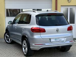 Volkswagen Tiguan R-LINE | 2.0 TDI 4Motion DSG — miniatura 2