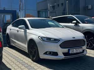Ford Mondeo Automată 187 HP Hibrid (B/E)