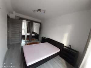 Inchiriez Apartament 2 camere cu parcare privata — miniatura 3