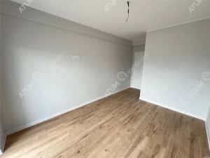 Apartament la cheie cu 2 camere gradina si parcare zona Brana Selimbar — miniatura 4