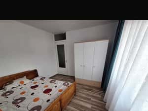Apartament cu balcon și debara, aproape de facilități — miniatura 3