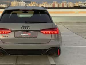 Audi RS6 4.0 TFSI V8 Biturbo 600 CP 2021 — miniatura 5