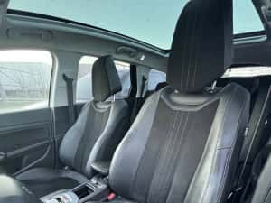 Vand interior Peugeot 308 T9( scaune față cu incalzire/banchete spate+fete usi)