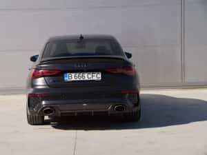 Audi RS3 limousine AKRAPOVIC — miniatura 7