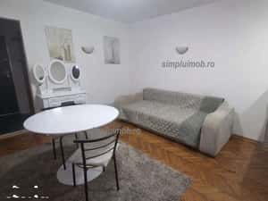 Metrou Costin Georgian mobilata renovata garsoniera — miniatura 1
