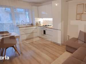 Apartament cu 2 camere/ etaj intermediar/ balcon/ parcare/ zona Porii — miniatura 4