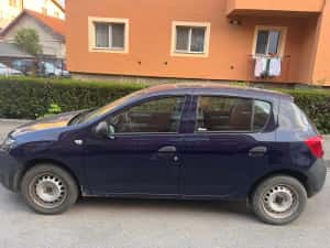 Dacia Sandero 1.2 benzina + gps unic proprietar — miniatura 2