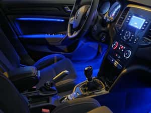 Renault Megane Berlină second-hand, 2018 - 8.900 EUR