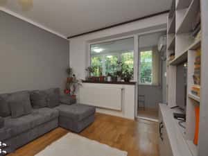 Pajura 5 min metrou Jiului apartament 2 camere cu centrala proprie — miniatura 3