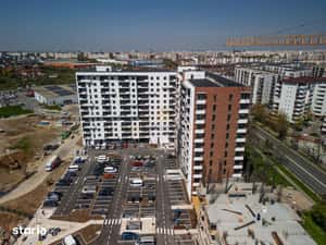Stradal Bd Metalurgiei - Apartament cu 2 camere decomandate si balcon — miniatura 5
