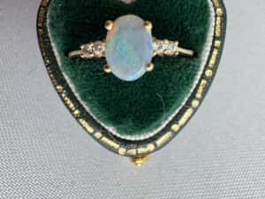 Inel din aur, opal si diamante — miniatura 2