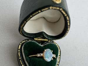 Inel din aur, opal si diamante — miniatura 3