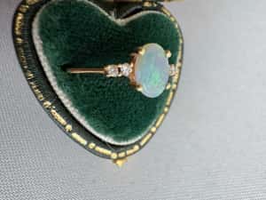 Inel din aur, opal si diamante — miniatura 5