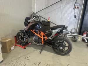 Vand/Schimb KTM 690 Duke 2013 Abs LIMITAT A2 — miniatura 6