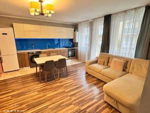 Închiriez Apartament 3 camere | 65 mp + balcon 10 mp, zona Eroilor