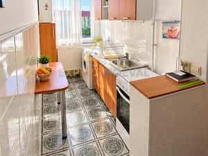 Apartament 2 camere b-dul Traian etaj 44  69.000 Euro