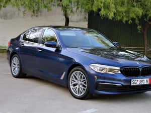 Bmw 520d,X Drive, Full Led,Distronic,Head up,Camera — miniatura 1