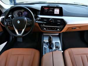 Bmw 520d,X Drive, Full Led,Distronic,Head up,Camera — miniatura 10