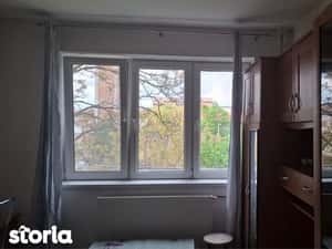 Inchiriez garsoniera — miniatura 5