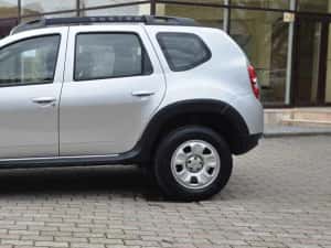 Dacia Duster 1,5 Diesel — miniatura 9