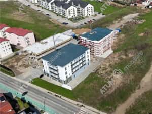 Apartament cu 2 camere finisat la cheie etaj 1 zona Brana din Selimbar — miniatura 2
