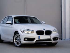 Se oferă spre vânzare BMW 118d xDrive din 2017