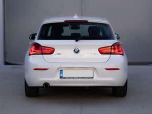Se oferă spre vânzare BMW 118d xDrive din 2017 — miniatura 7