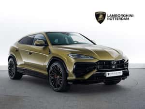Lamborghini Urus Hibrid 2025 - 30.750 km - Preț: 343.146 EUR