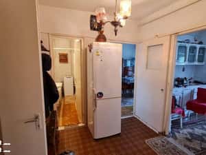 Apartamen 2 camere Lupeni — miniatura 1