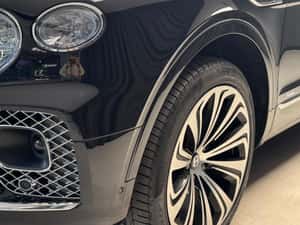 Bentley Bentayga Azure Automată 550 HP Benzină — miniatura 6