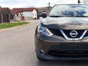 Nissan Qashqai AUTOMAT / Navi / Senzori / Lane assist — miniatura 6