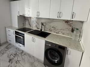 Vand apartament 2 camere bloc nou Dem Radulescu Ramnicu Valcea — miniatura 5