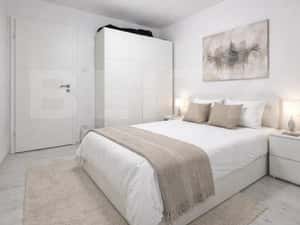 Apartament 4 camere, 77 mp, zona Lipovei — miniatura 1