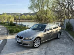 BMW E90 320d LCi - Trapa/Keyless Entry&Go/Bi-Xenon Adaptiv — miniatura 9