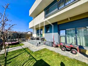 Apartament cu curte, 3 camere, 64mp utili + curte 83mp, Selimbar — miniatura 3