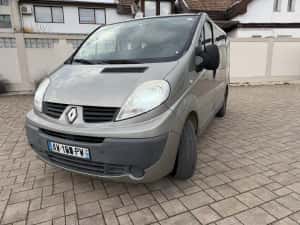 Renault Trafic Passenger 9 locuri – 2.0 dCi 115CP – 2010