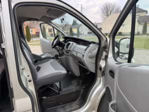 Renault Trafic Passenger 9 locuri – 2.0 dCi 115CP – 2010 — miniatura 7