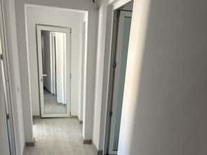 Apartament cu 3 camere — miniatura 4